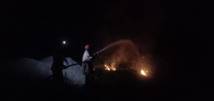 Kebakaran lahan meningkat, BPBD Belitung intens melaksanakan pemadaman kebakaran hutan dan lahan
